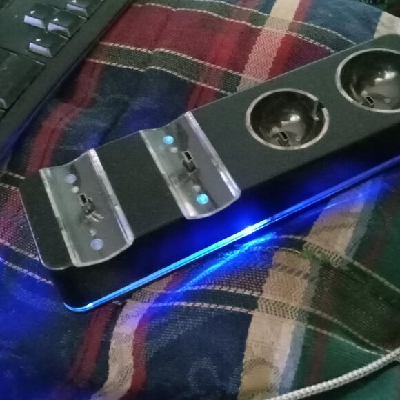PS3 Quad Dock Pro Controller Charge Station for Move + Dualshock 3 - Picture 1 of 5